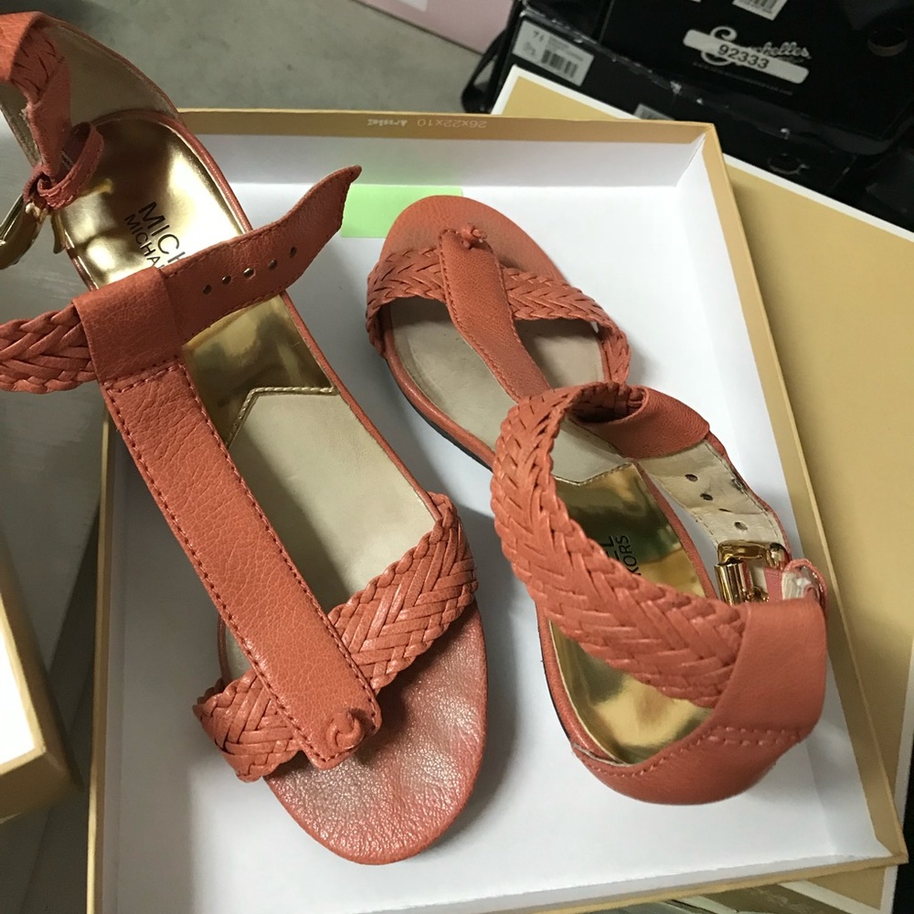 Michael Kors Sandals 8 great used condition